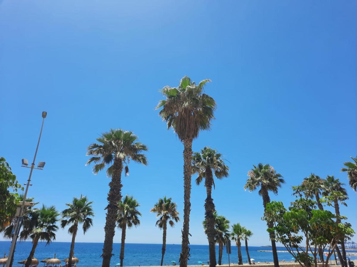 Malagueta Beach Front Luxury Apartment By Rent Me Málaga Eksteriør billede