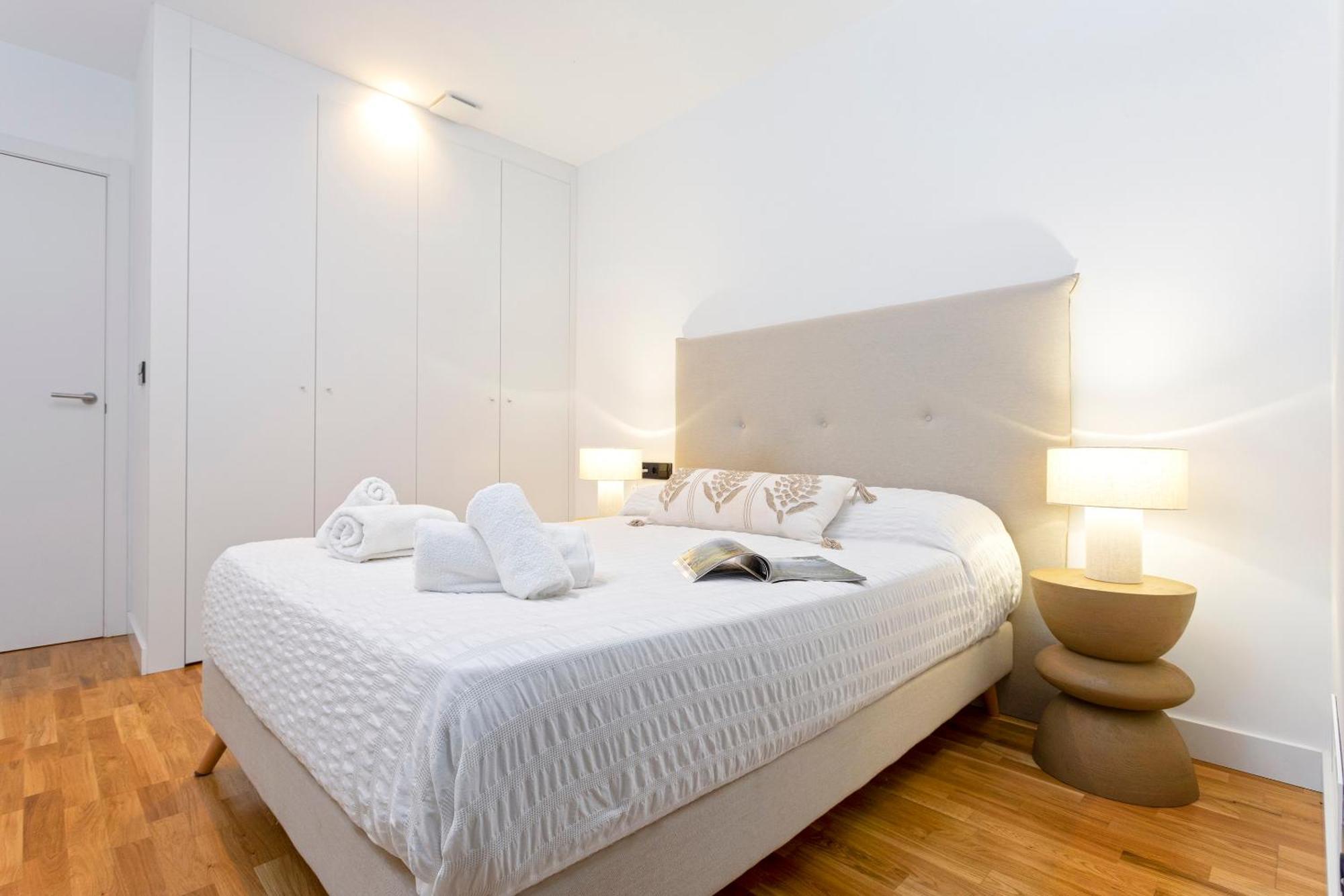 Malagueta Beach Front Luxury Apartment By Rent Me Málaga Eksteriør billede